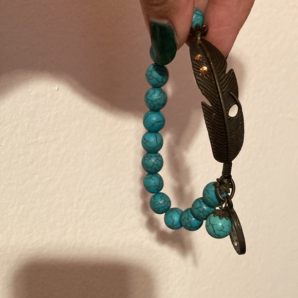 Beaded bracelet like new condition - Picture 3 of 4